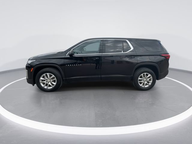 Used 2023 Chevrolet Traverse LS image 5