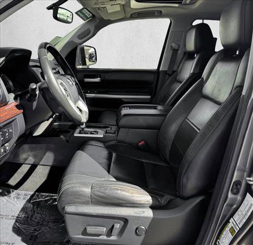 Used 2017 Toyota Tundra Limited w/ Limited Premium Package image 10