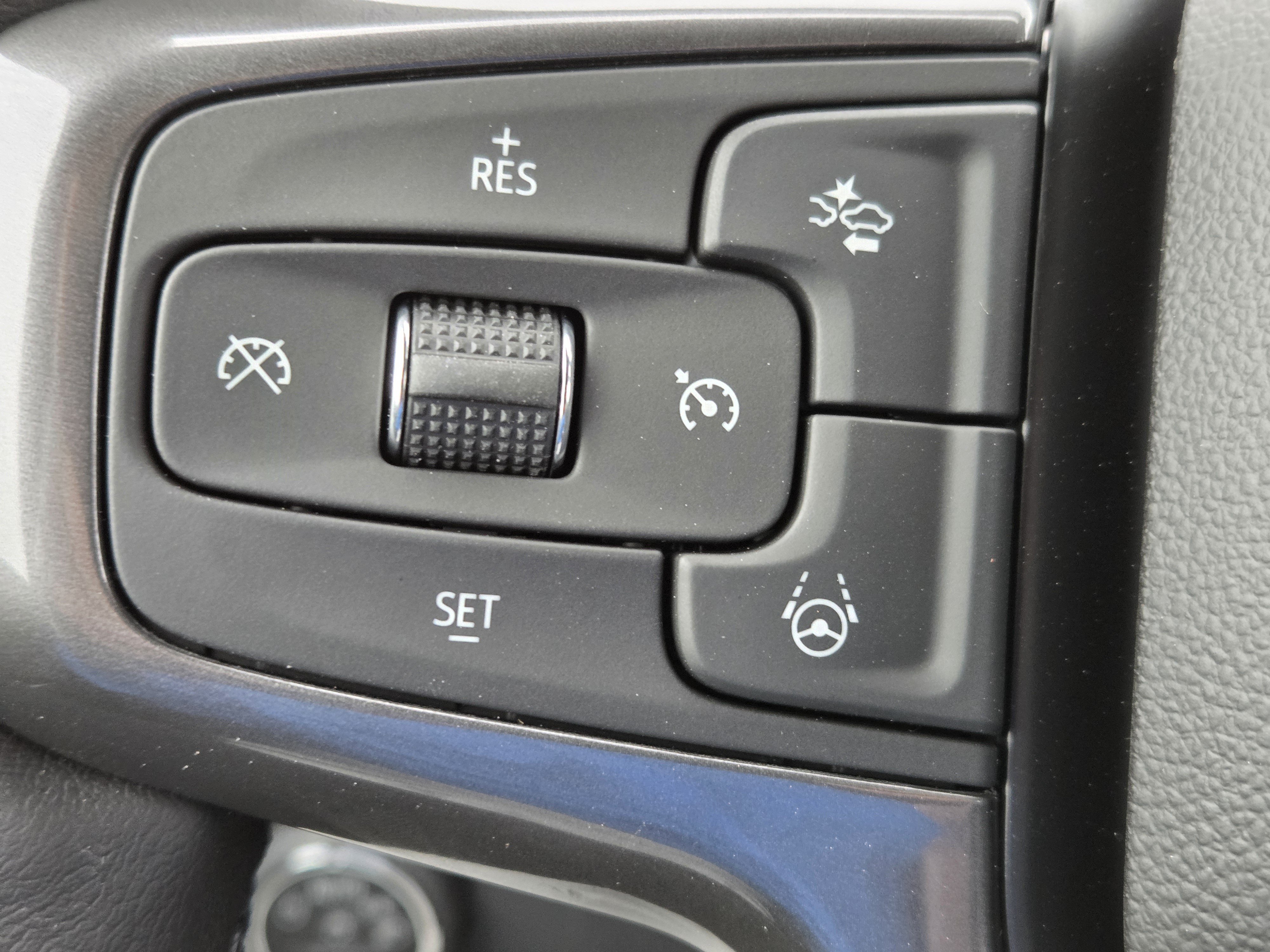 New 2026 Chevrolet Silverado 1500 High Country AWD/4WD image 16