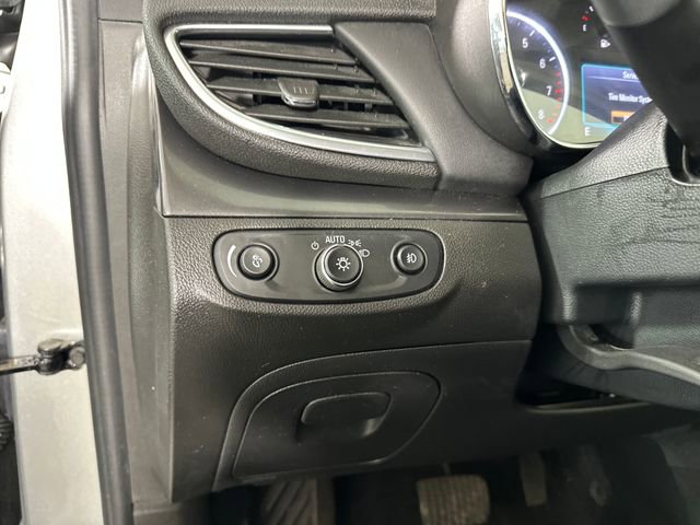 Used 2018 Buick Encore Preferred image 19