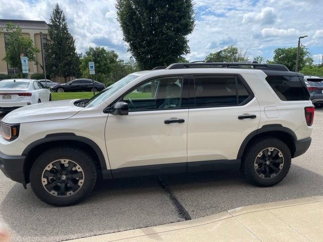 Used 2026 Honda Passport TrailSport Elite image 3