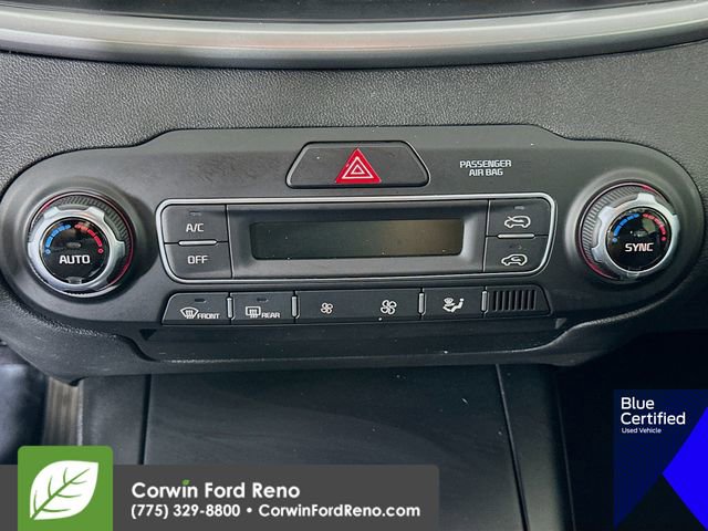 Used 2019 Kia Sorento LX image 18