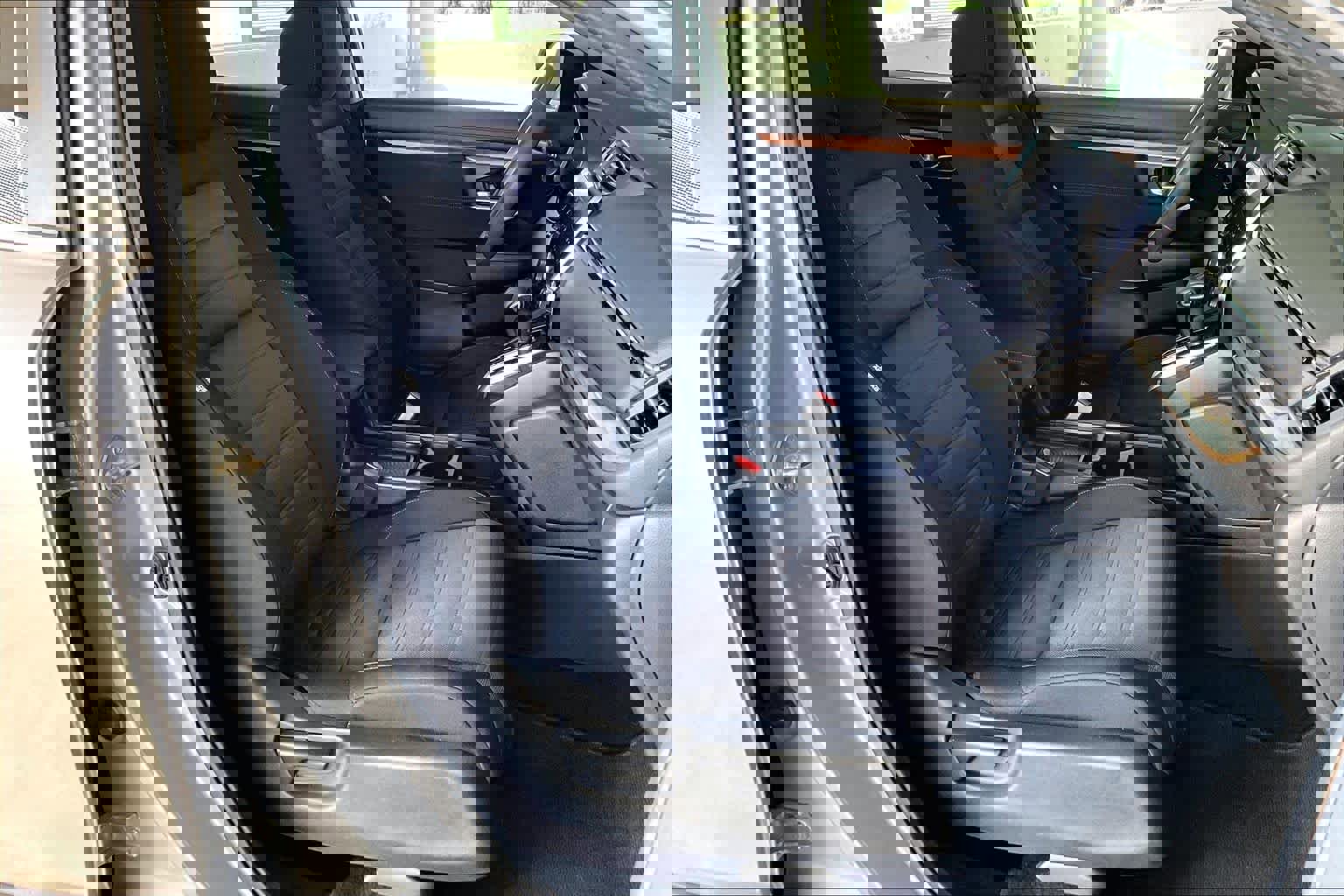 Used 2018 Honda CR-V EX image 8