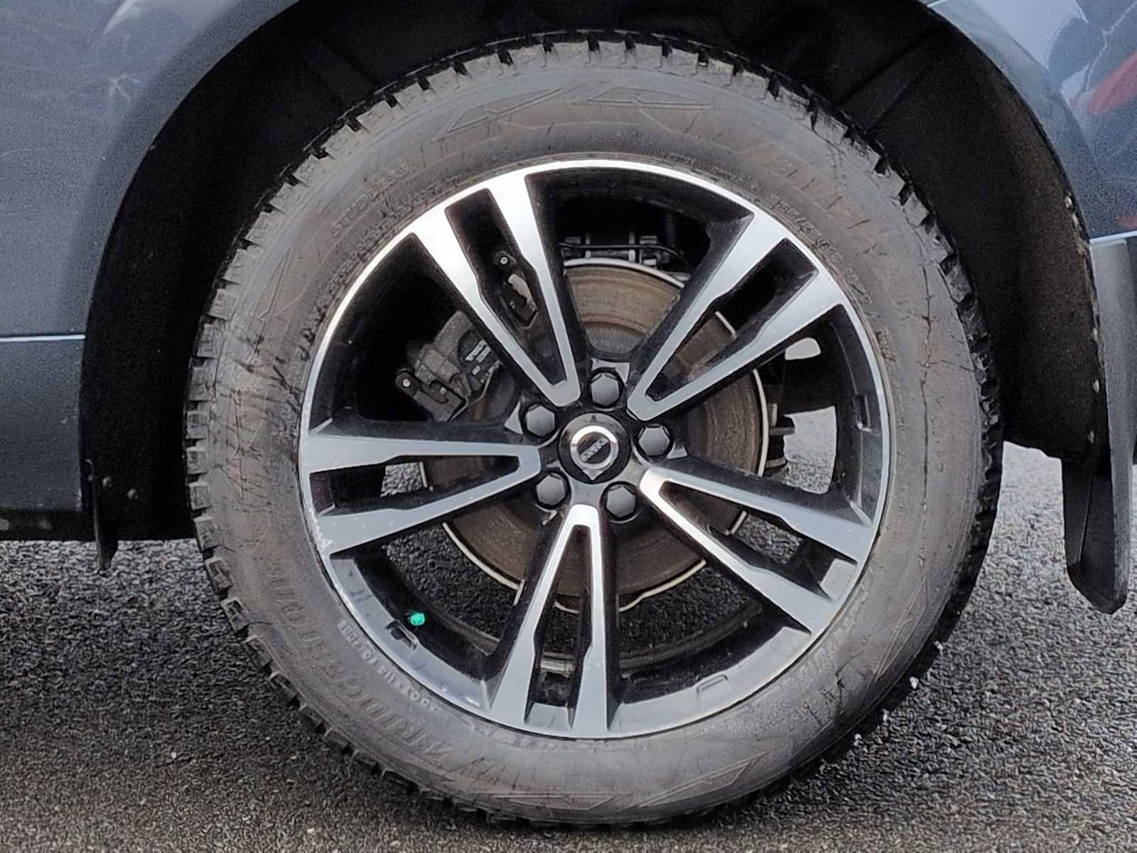 Used 2020 Volvo XC60 T5 Momentum image 14