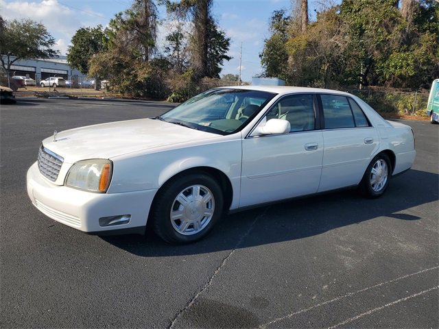 Used 2004 Cadillac De Ville w/ Equipment Group image 3
