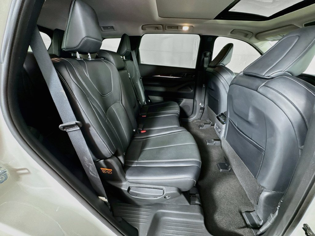 Certified 2023 INFINITI QX60 Pure AWD/4WD image 39