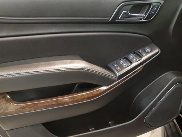 Used 2019 Chevrolet Tahoe 4WD image 11