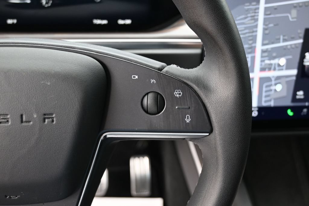 Used 2024 Tesla Model X AWD/4WD image 18