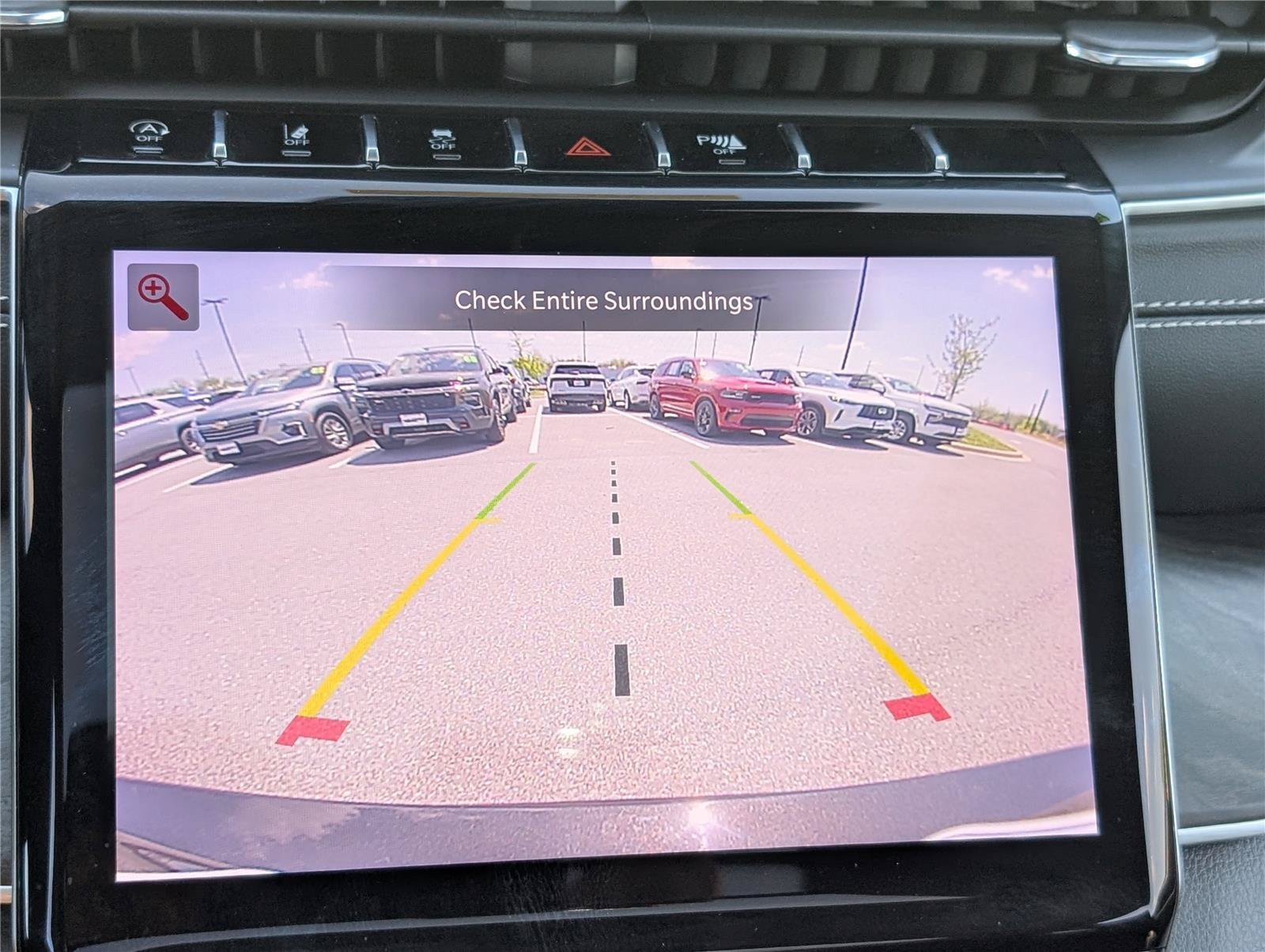 Used 2023 Jeep Grand Cherokee L Limited AWD/4WD image 35