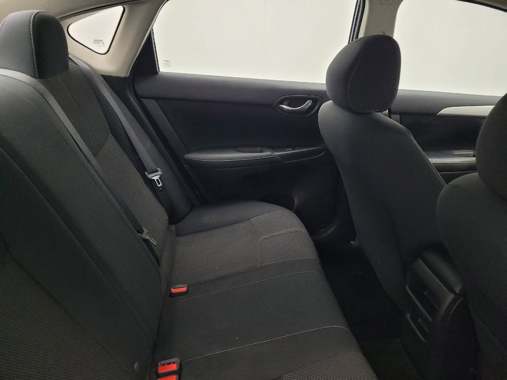 Used 2016 Nissan Sentra S image 19