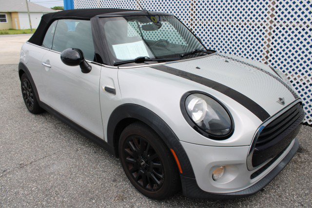 Used 2019 MINI Cooper Convertible FWD image 2