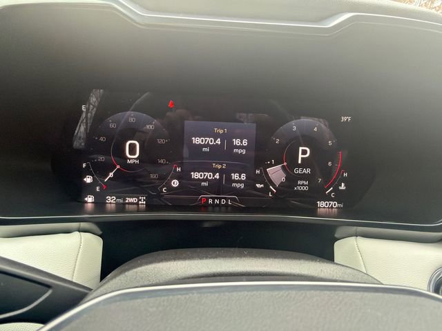 Used 2023 GMC Canyon AT4X image 27