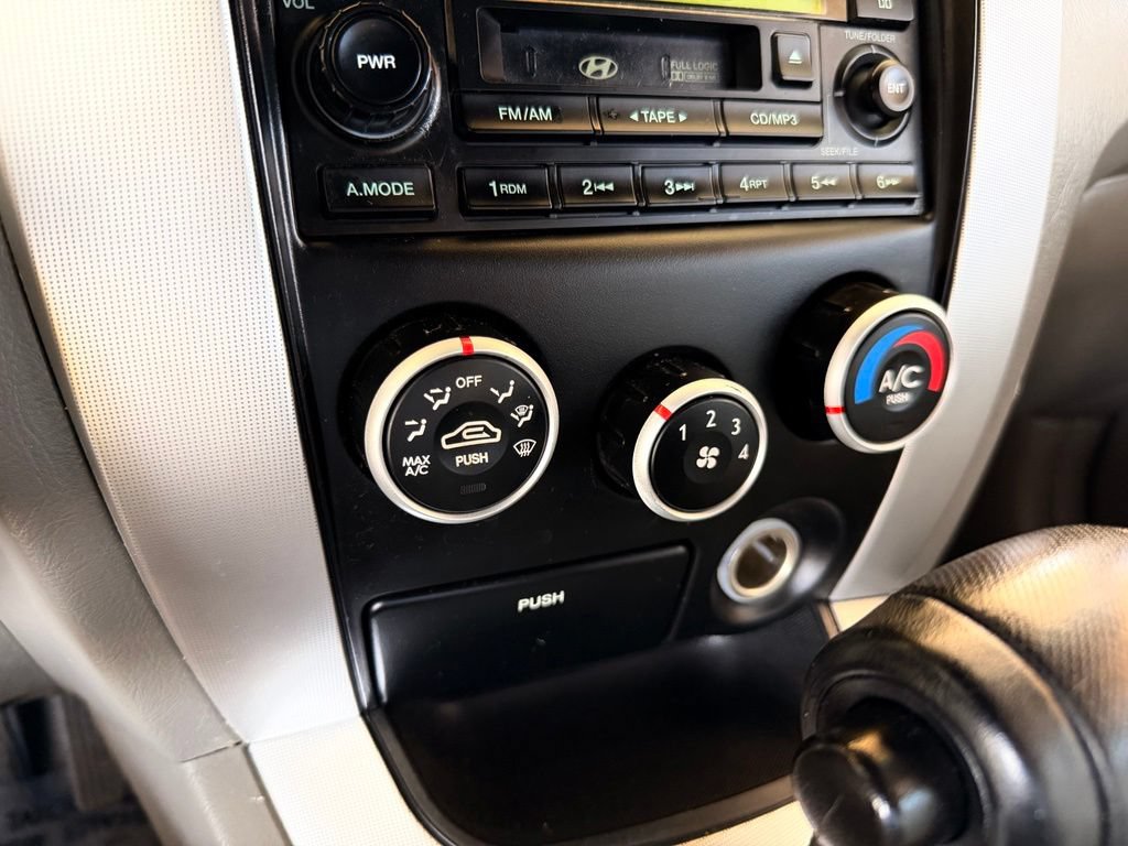 Used 2007 Hyundai Tucson SE FWD image 26