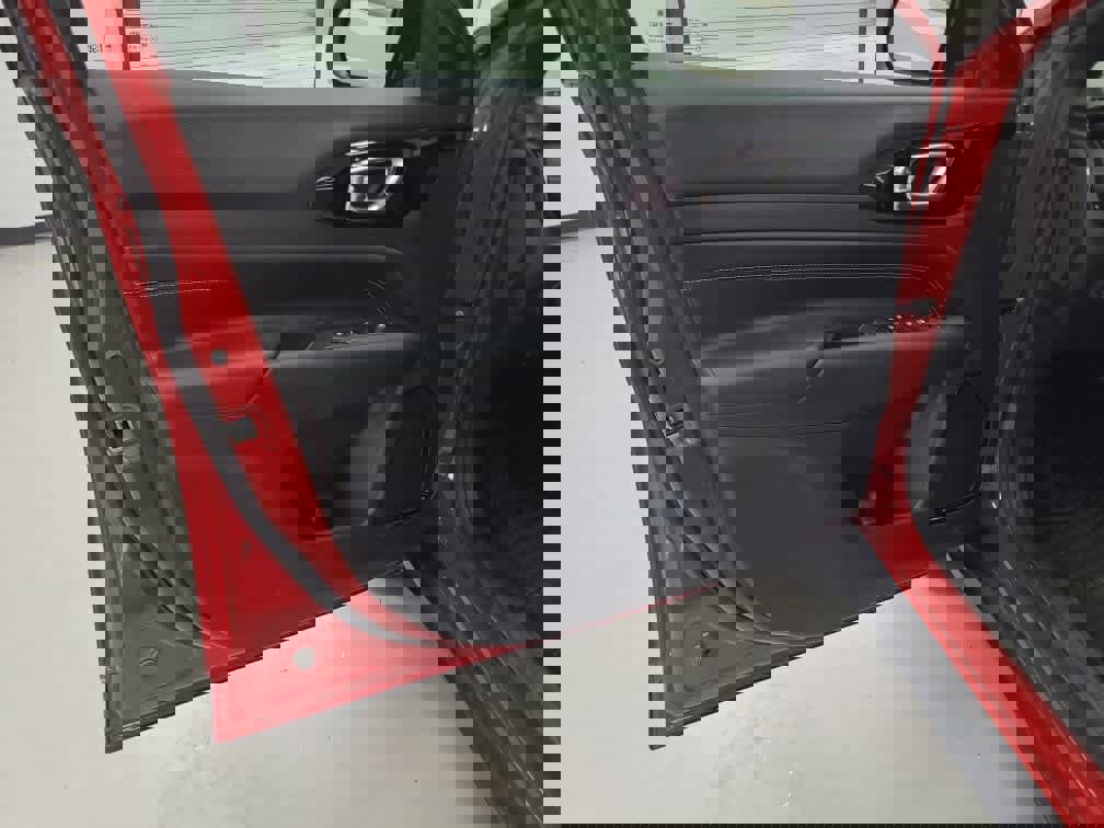 Used 2023 Jeep Compass Altitude w/ Convenience Group image 8