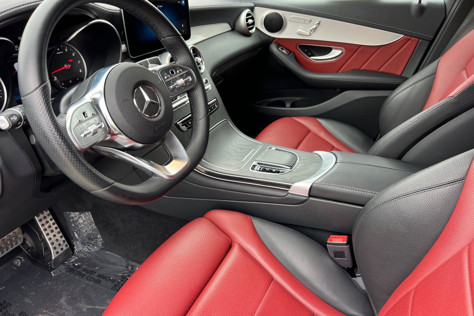 Used 2022 Mercedes-Benz GLC 300 4MATIC Coupe image 13
