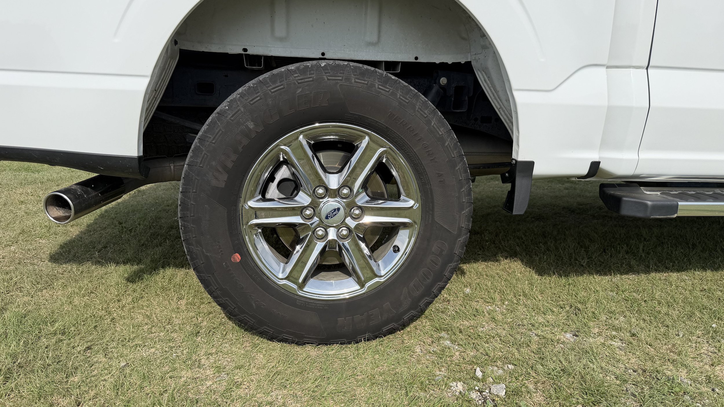 Used 2025 Ford F150 XLT w/ Equipment Group 301A Standard AWD/4WD image 12
