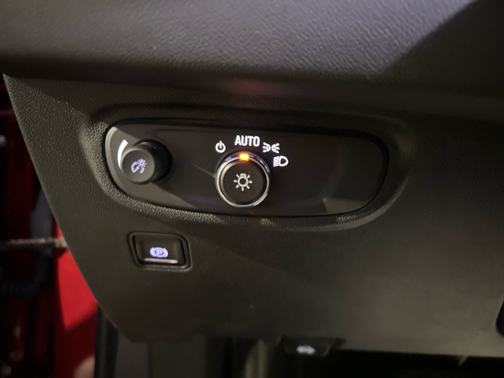 Used 2023 GMC Terrain SLE w/ Driver Convenience Package AWD/4WD image 20