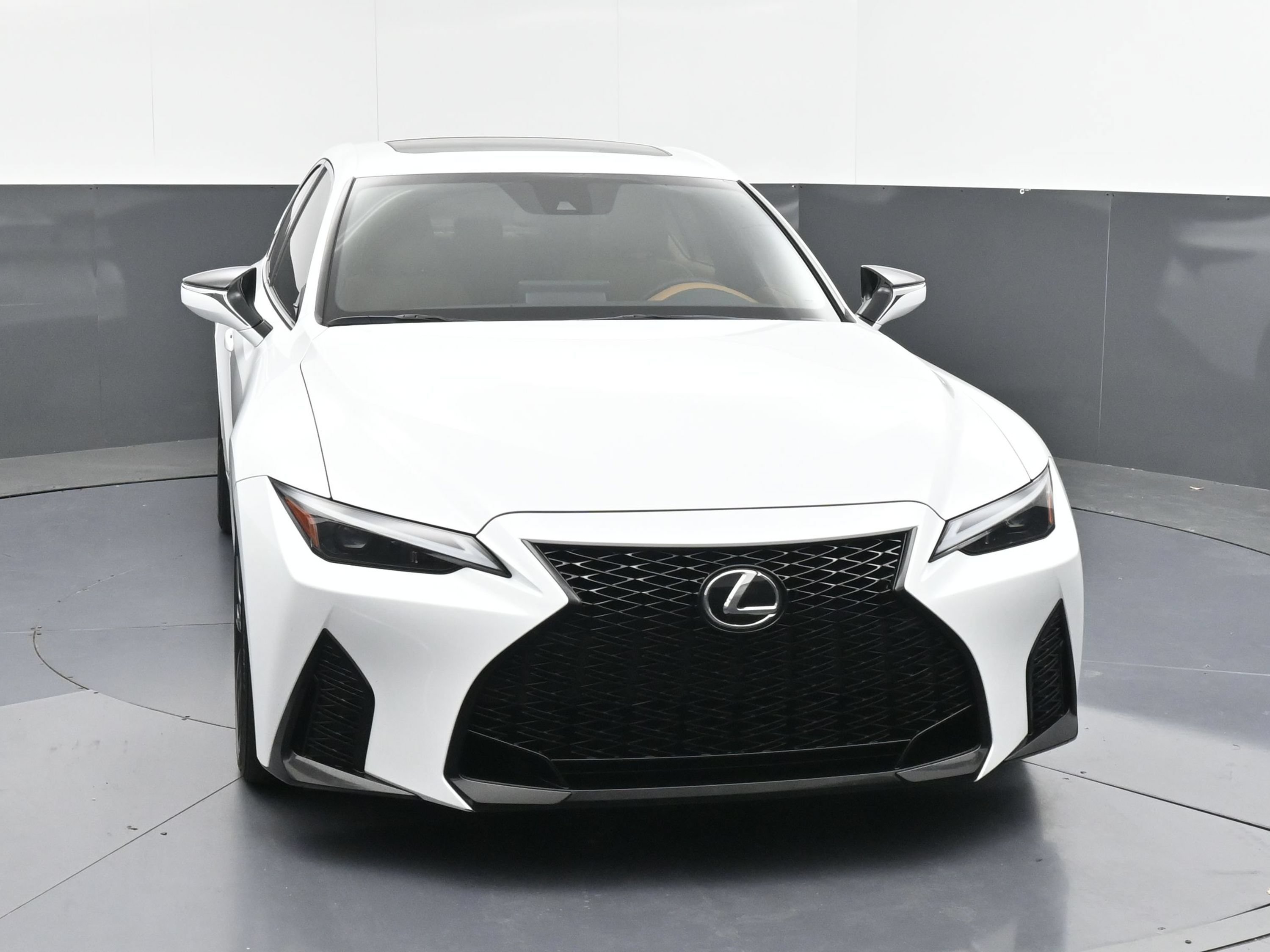 Used 2024 Lexus IS 350 F Sport RWD image 2