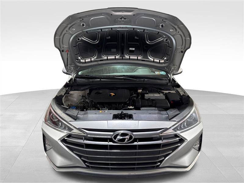 Used 2020 Hyundai Elantra SE w/ Cargo Package (C1) image 11
