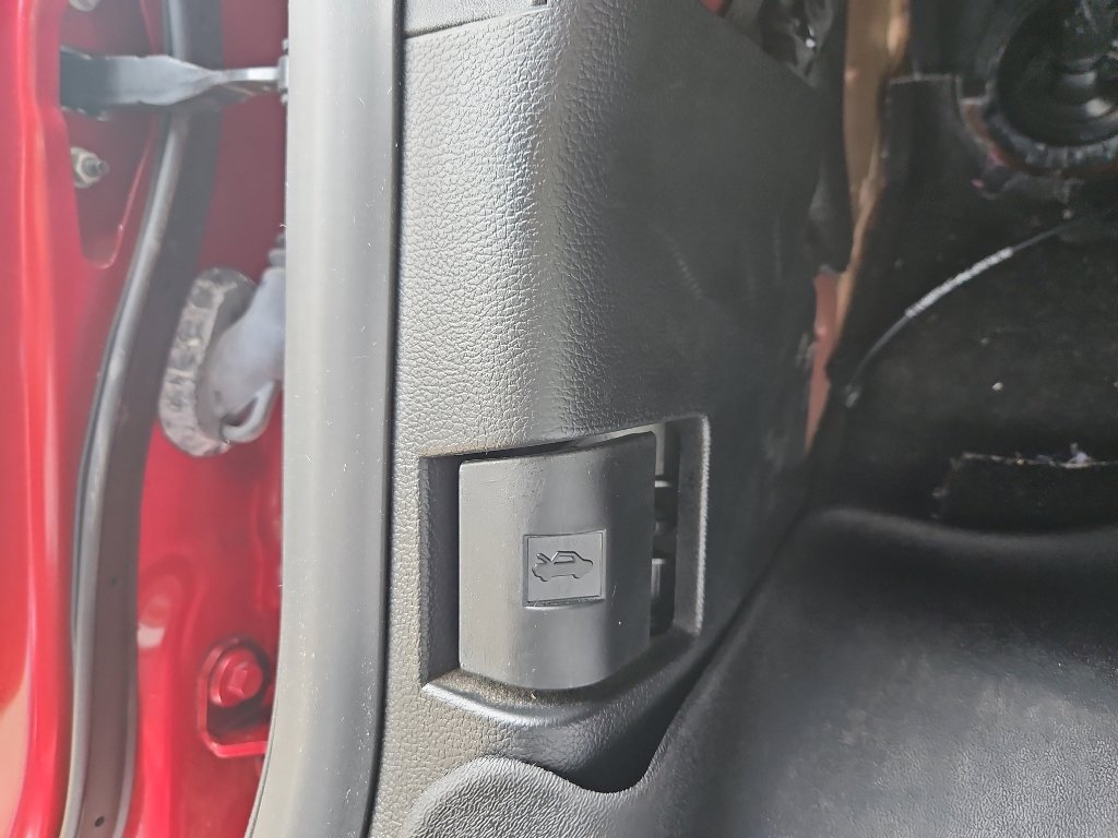 Used 2018 Ford F150 Lariat RWD image 13