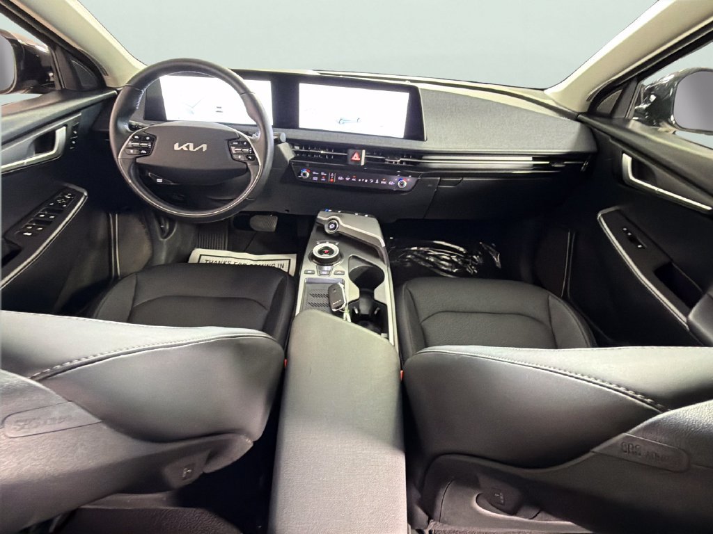 Used 2024 Kia EV6 Wind RWD image 31