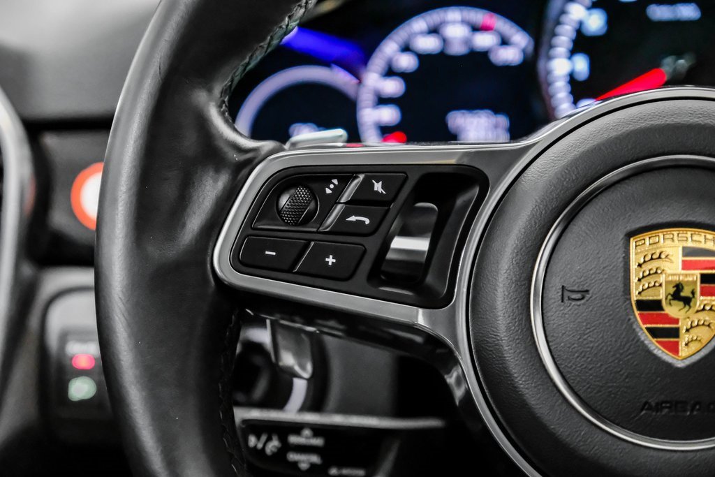 Used 2023 Porsche Cayenne image 17