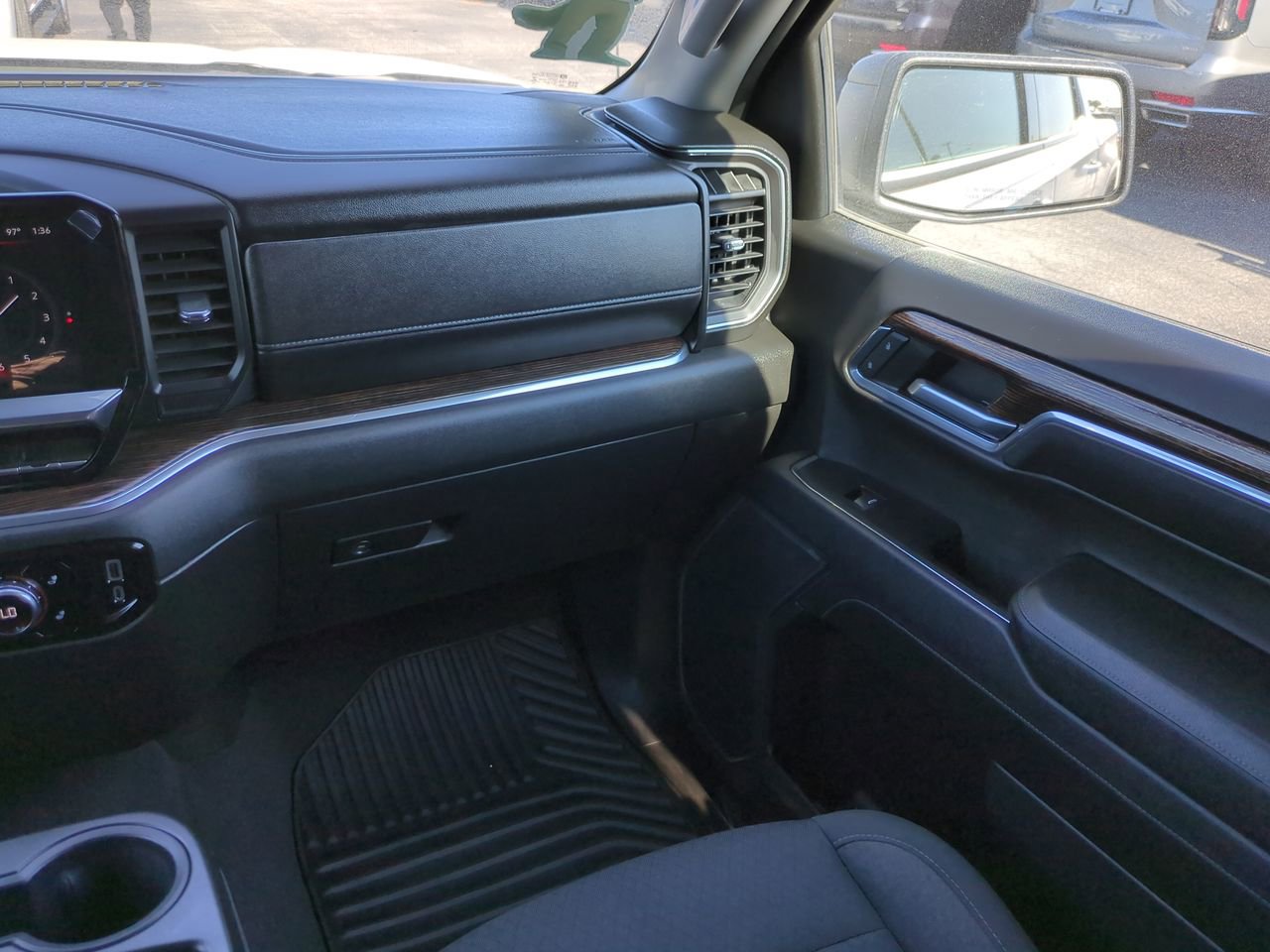 Used 2023 GMC Sierra 1500 Elevation image 15