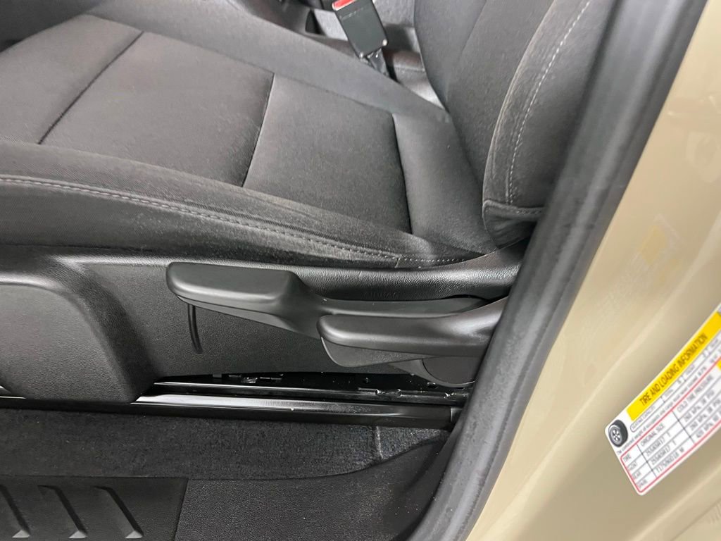 Used 2024 Chevrolet Colorado W/T image 24