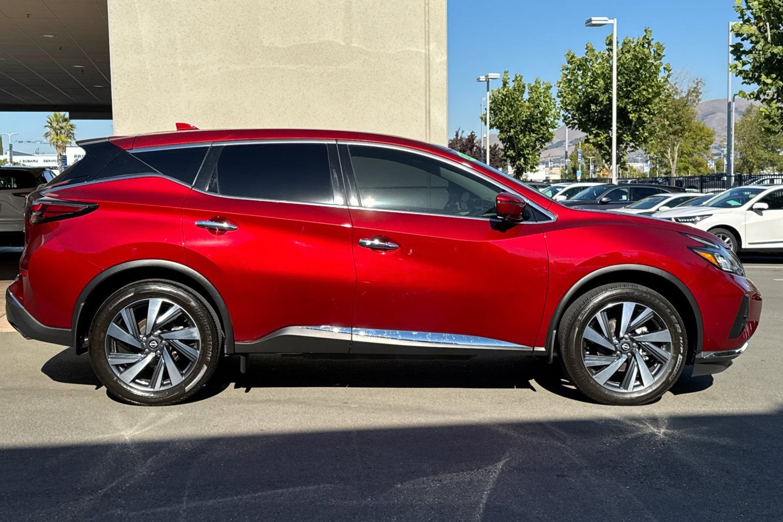 Used 2024 Nissan Murano SL image 3