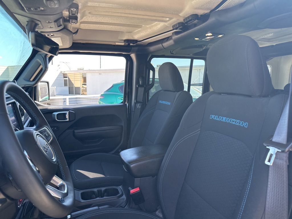 Used 2023 Jeep Wrangler Unlimited Rubicon 4xe image 9