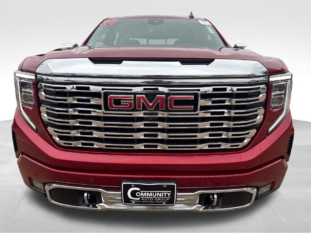 Certified 2024 GMC Sierra 1500 Denali w/ Denali Reserve Package AWD/4WD image 11