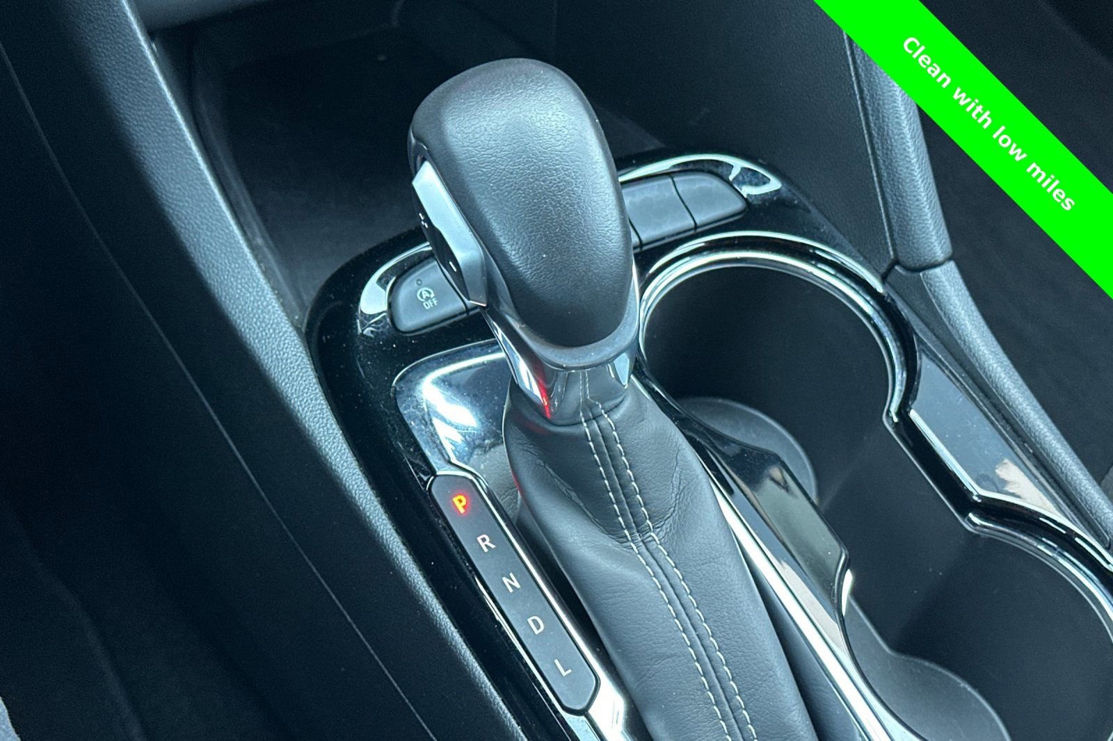 Used 2024 Buick Encore GX Avenir w/ Avenir Convenience Package image 29