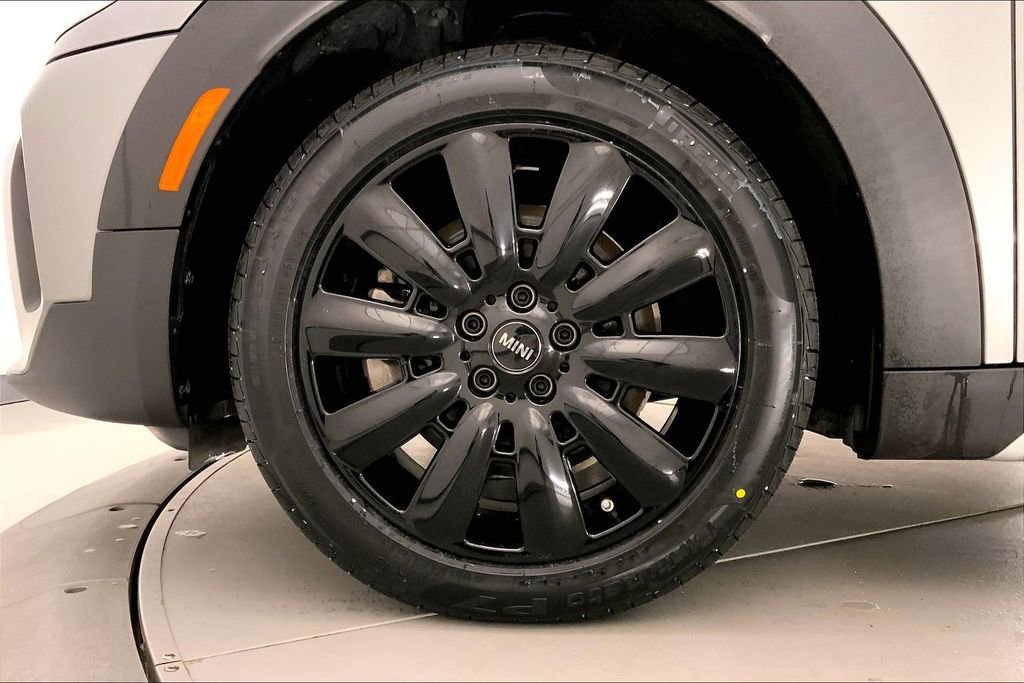 Certified 2024 MINI Cooper Countryman S w/ Signature Upholstery Package AWD/4WD image 8