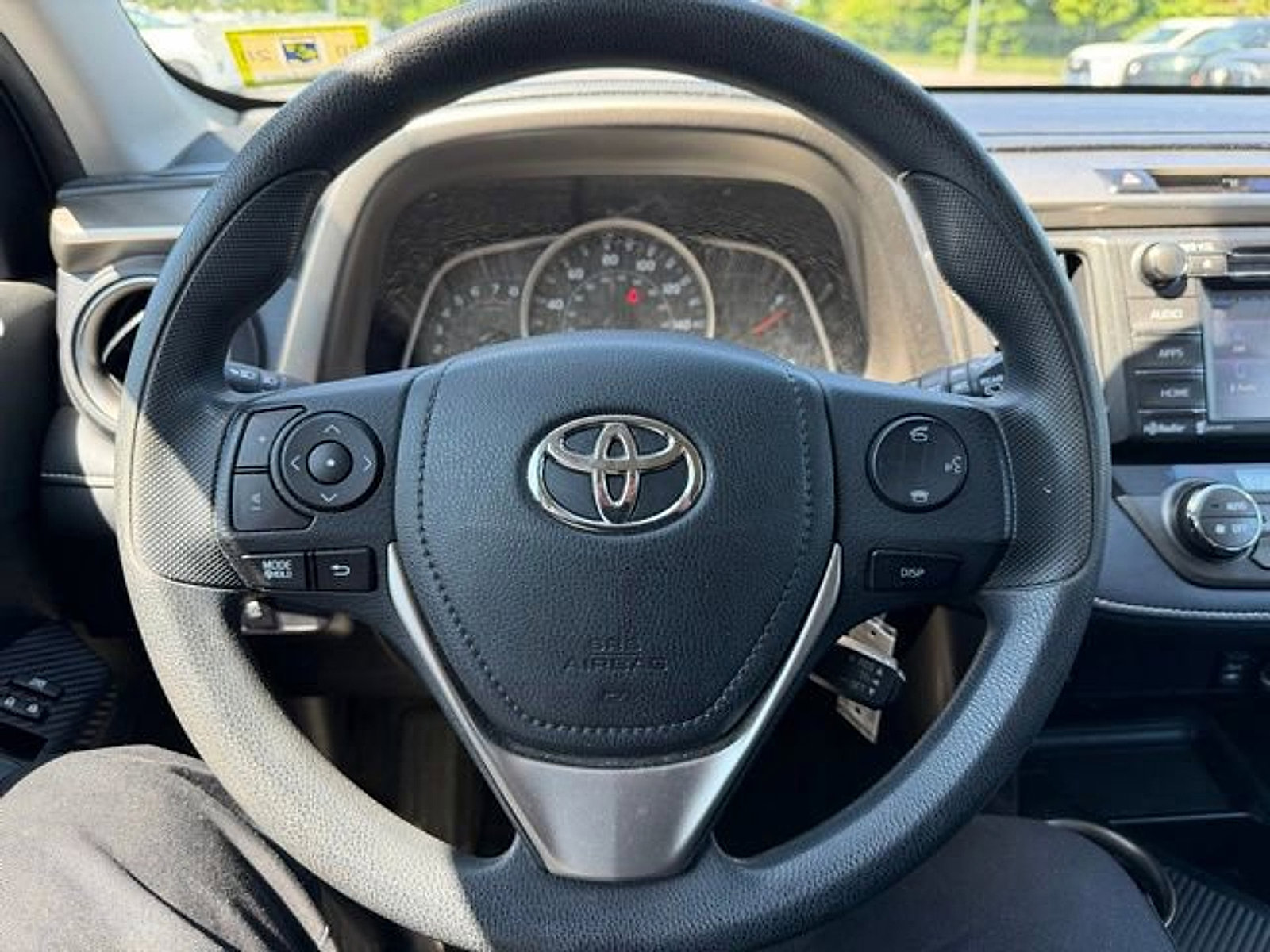 Used 2015 Toyota RAV4 XLE AWD/4WD image 15