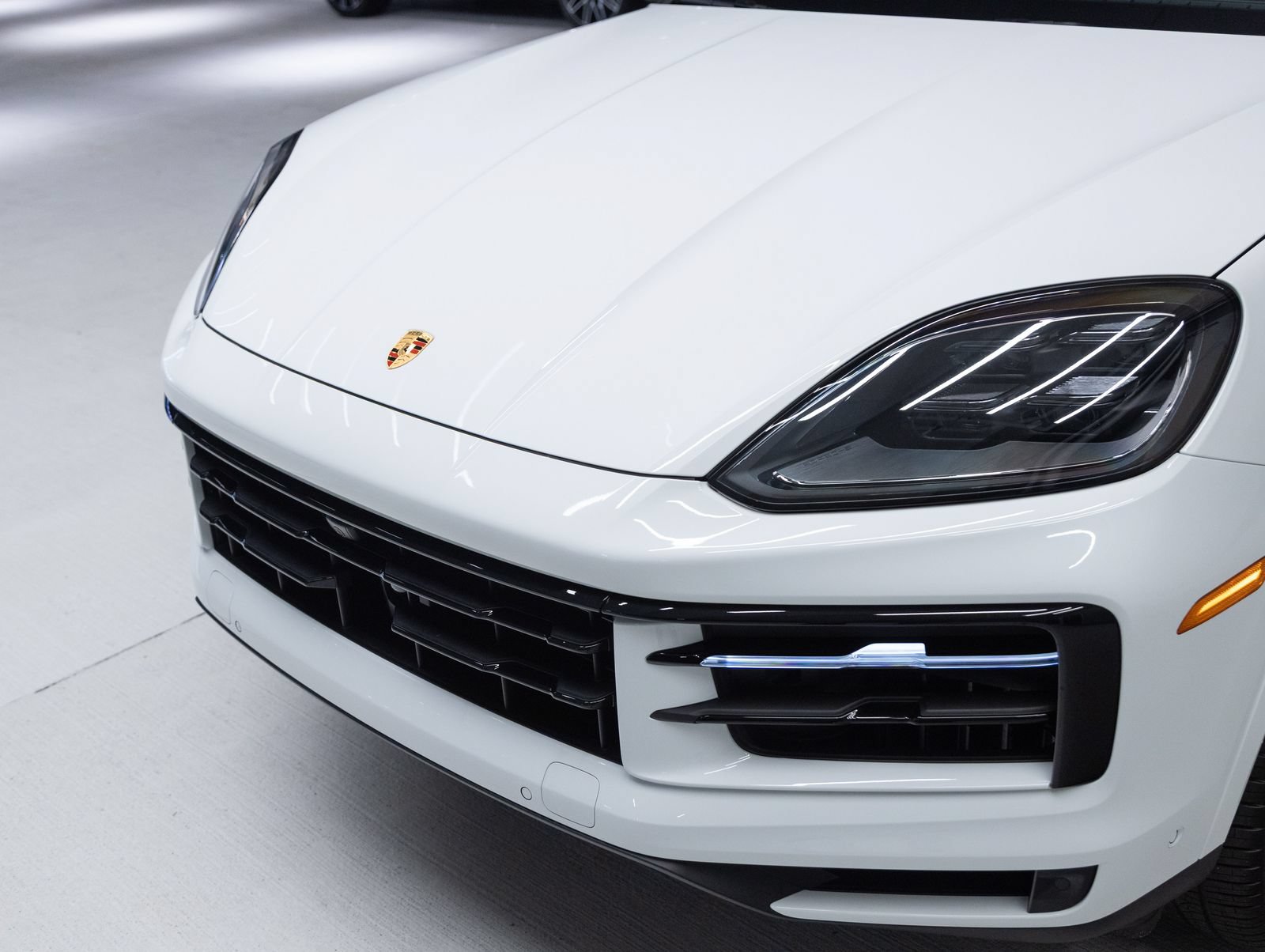 New 2026 Porsche Cayenne Coupe AWD/4WD image 33