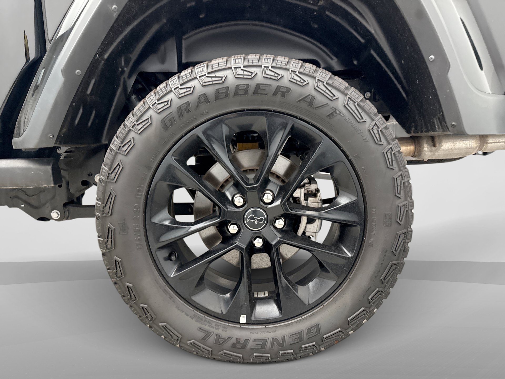 Used 2025 Jeep Gladiator Sport AWD/4WD image 24