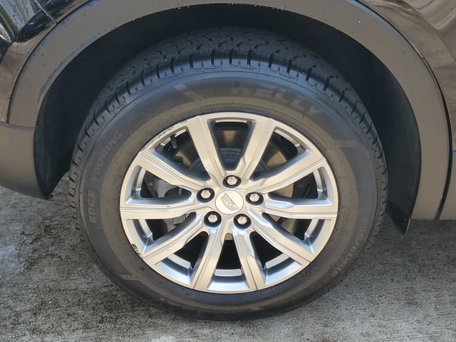 Certified 2023 Cadillac XT4 Premium Luxury FWD image 7