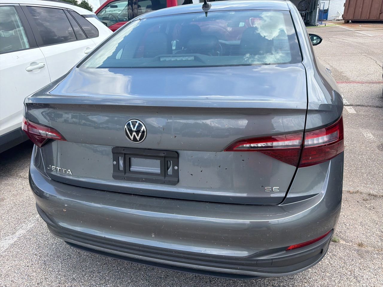 Used 2024 Volkswagen Jetta SE FWD image 7