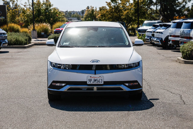 Certified 2024 Hyundai Ioniq 5 SEL AWD/4WD image 7