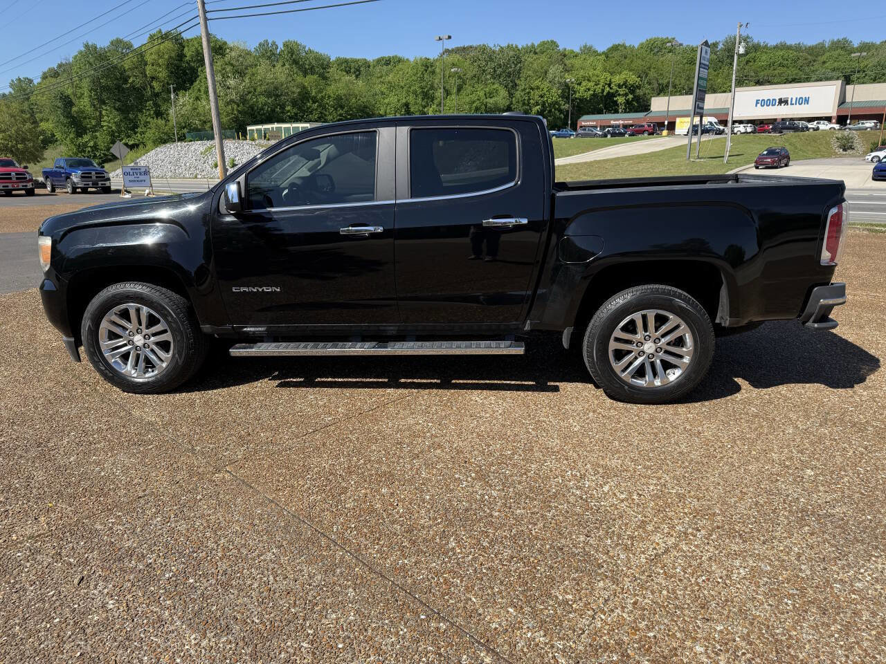 Used 2016 GMC Canyon SLT w/ Driver Alert Package RWD image 8