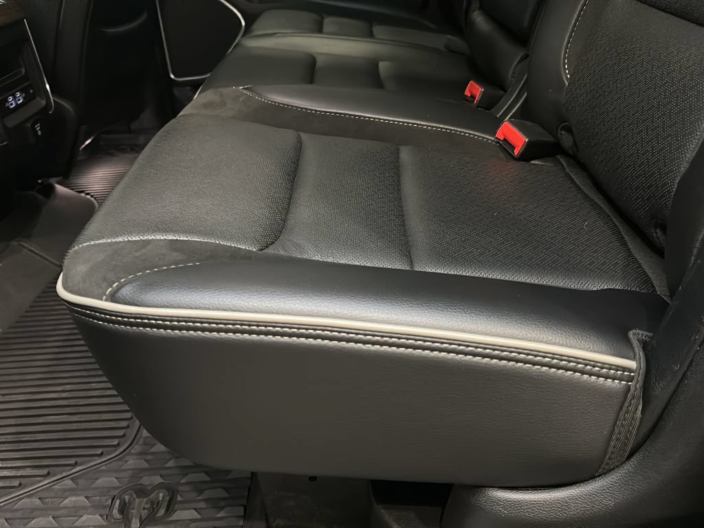 Used 2021 RAM 1500 Laramie AWD/4WD image 16