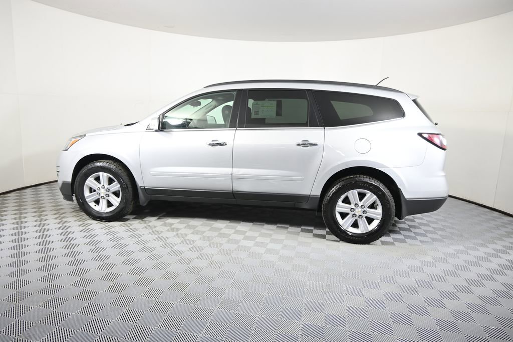 Used 2013 Chevrolet Traverse LT FWD image 3