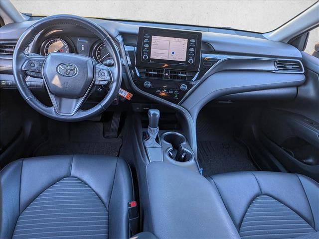 Used 2021 Toyota Camry SE image 16