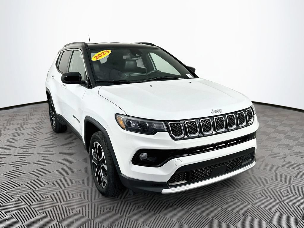 Certified 2023 Jeep Compass Limited AWD/4WD image 2