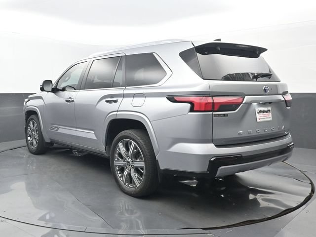 Used 2024 Toyota Sequoia Capstone RWD image 3