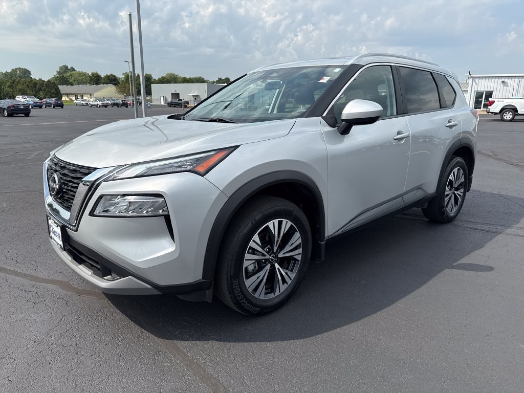 Used 2023 Nissan Rogue SV w/ SV Premium B Package AWD/4WD image 5