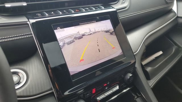 Certified 2023 Jeep Grand Cherokee L Laredo image 18