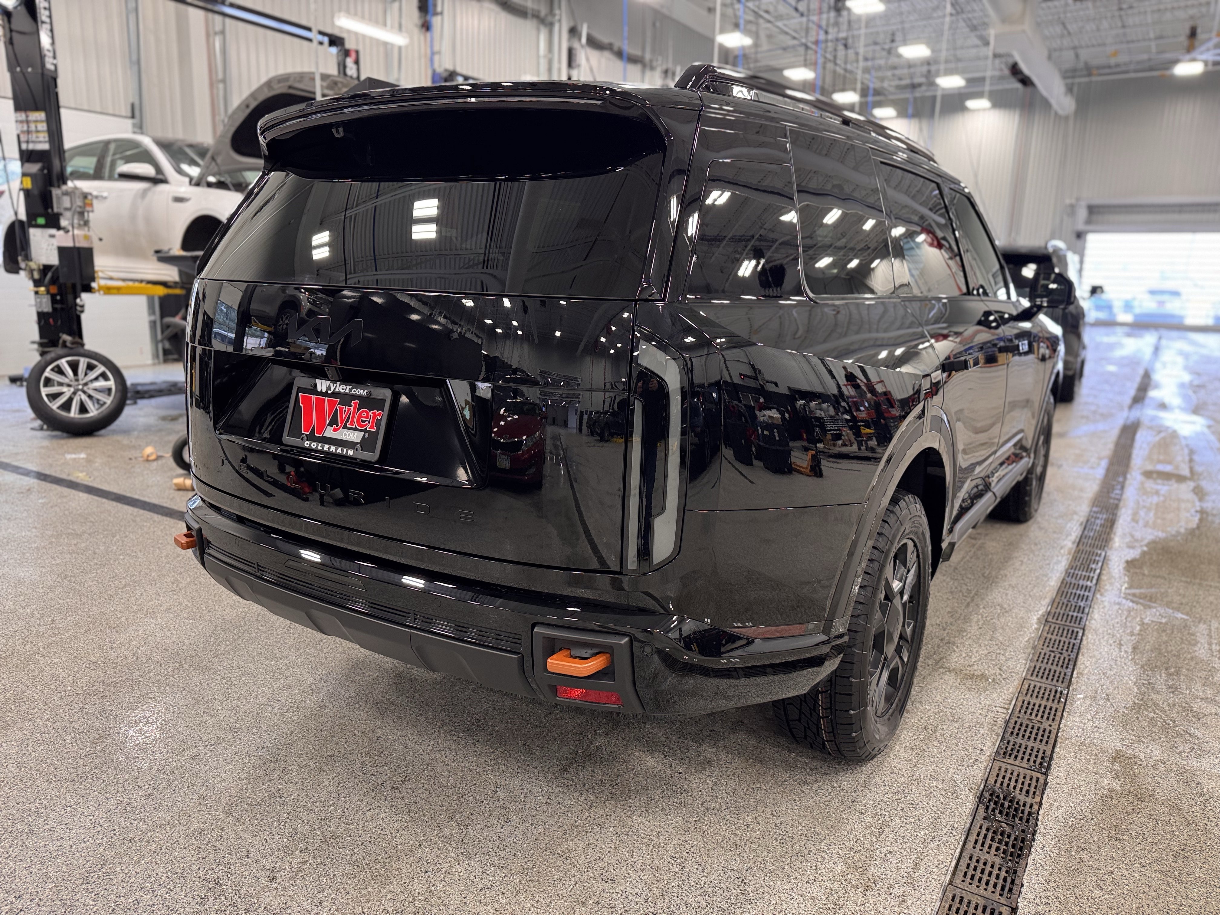 New 2027 Kia Telluride SX Prestige X-Pro image 3