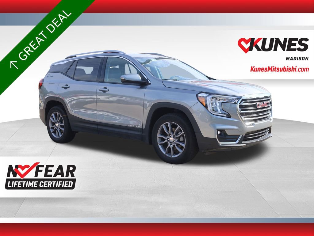 Used 2024 GMC Terrain SLT