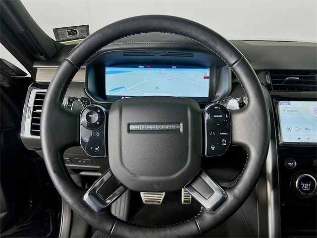 Used 2019 Land Rover Discovery HSE image 12